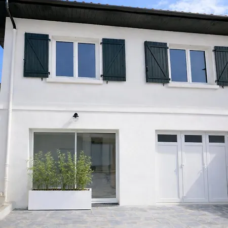 Cosy Et Lumineux T2 Cote Des Basques Et Parking Daire